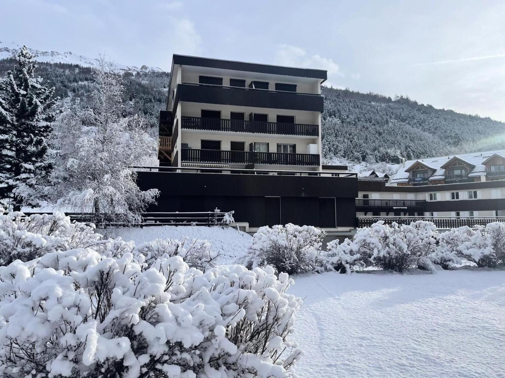 Residence Le Sporting - Studio - Chaleureux - Grande Terrasse Mae-1451 La Salle-les-Alpes Buitenkant foto